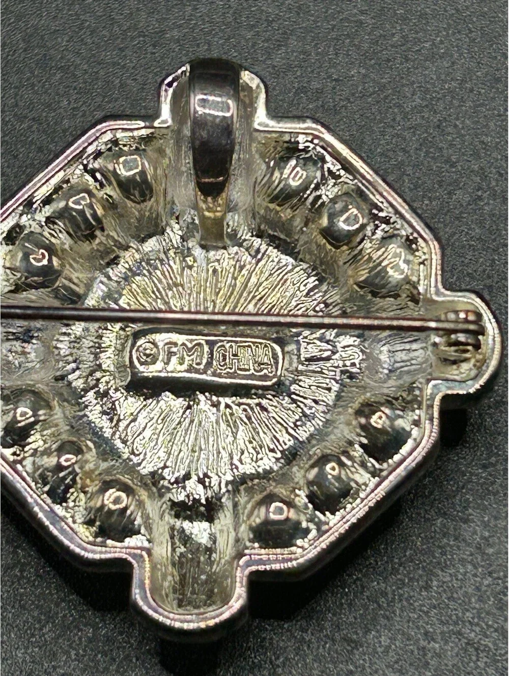vintage 1950s fm silver tone pearl color center surrounded by rhinestones brooch